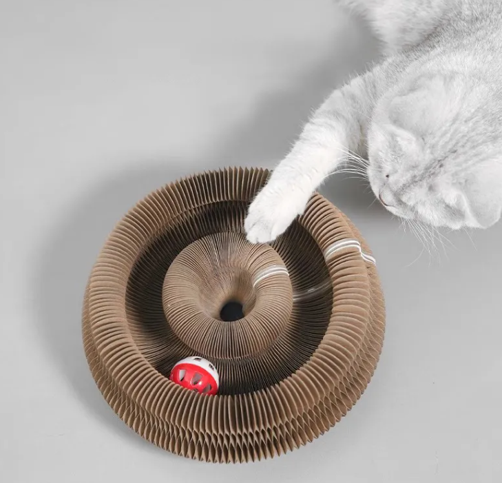 Kitty Pet Paradise Kurlz Scratcher Toy